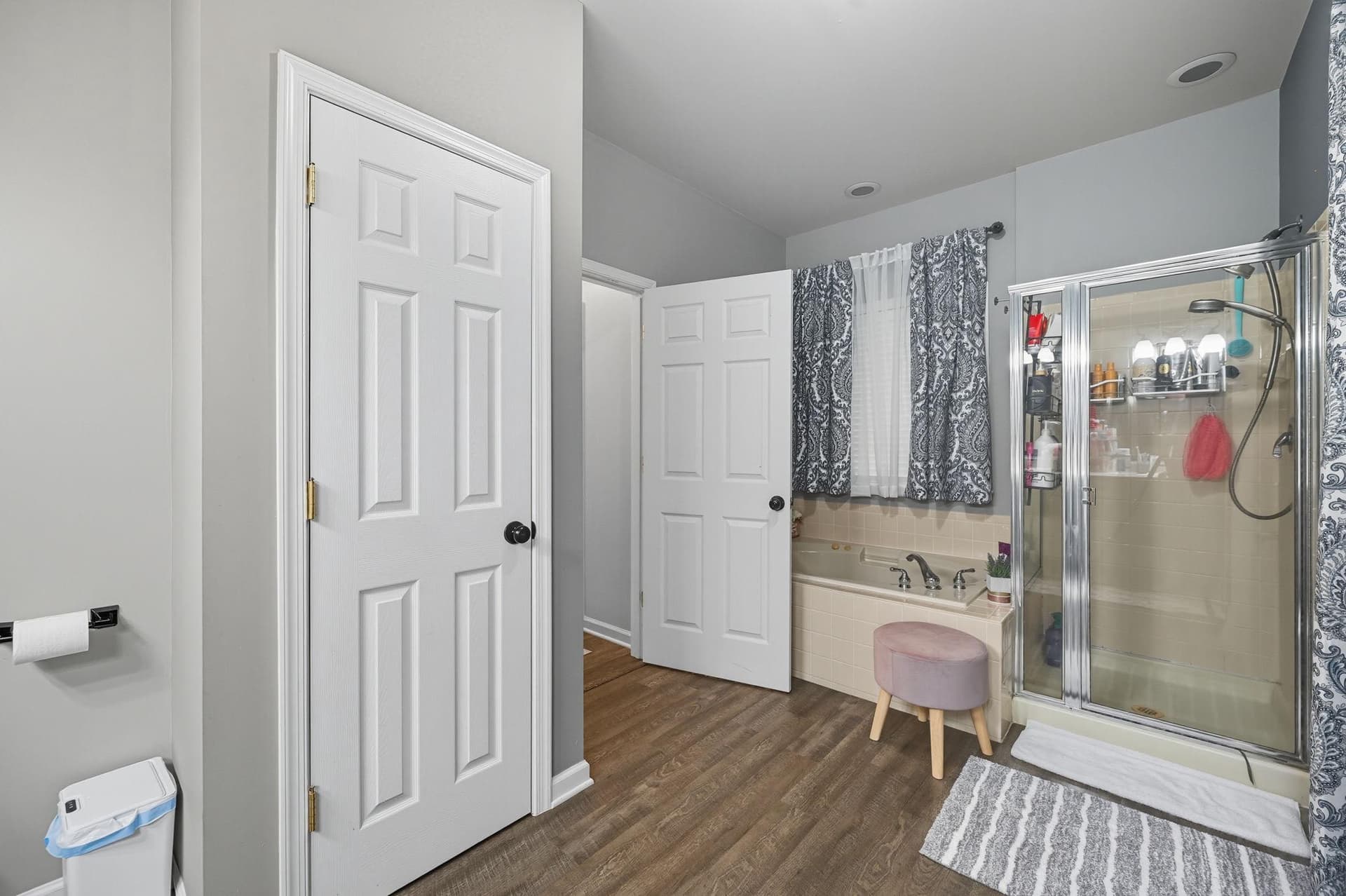 115 Ashlawn Court photo 15