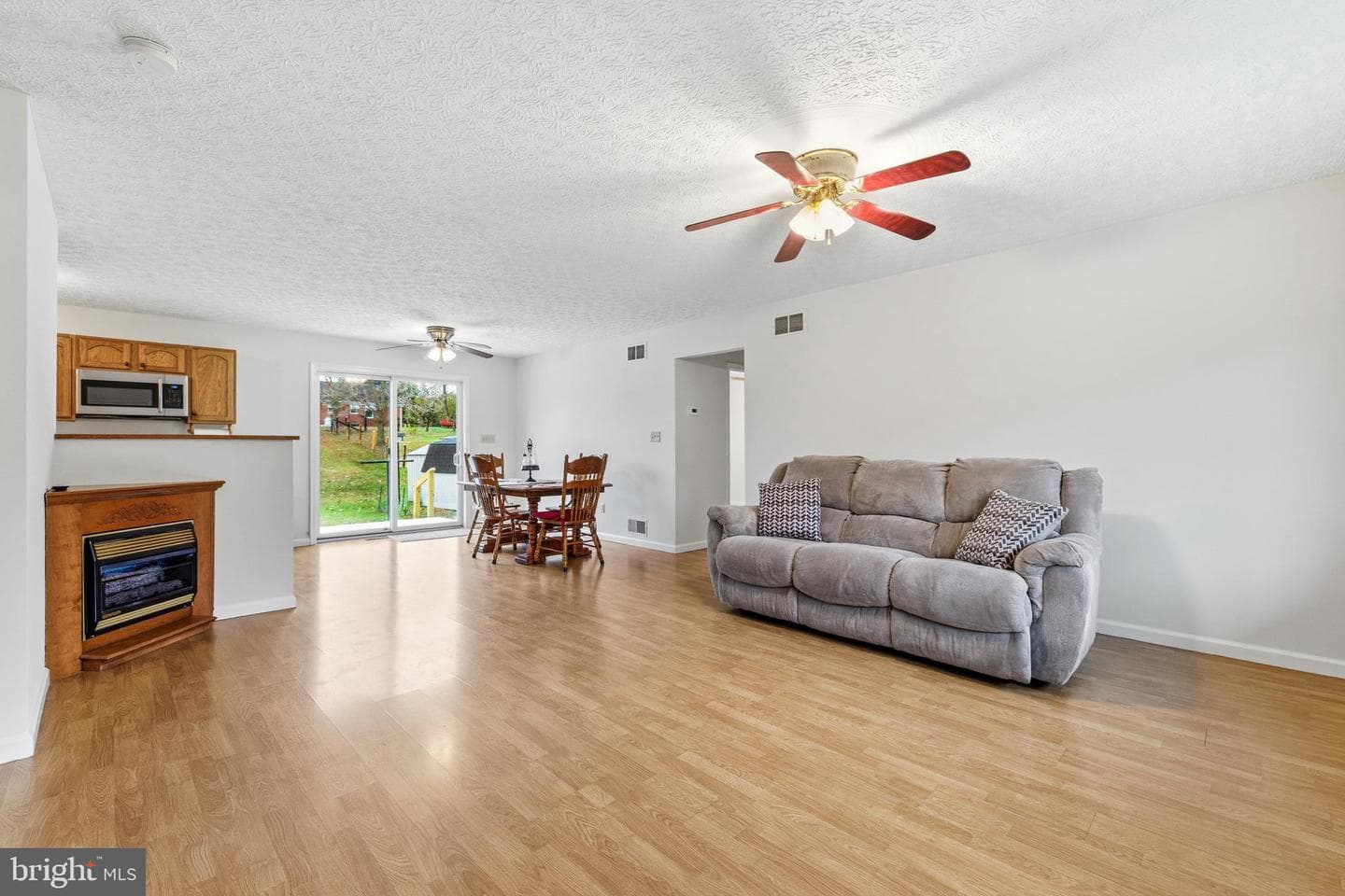 21 Greenfield Road photo 12