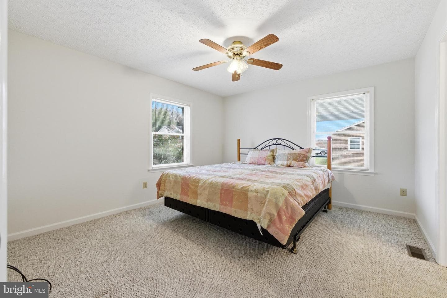 21 Greenfield Road photo 16
