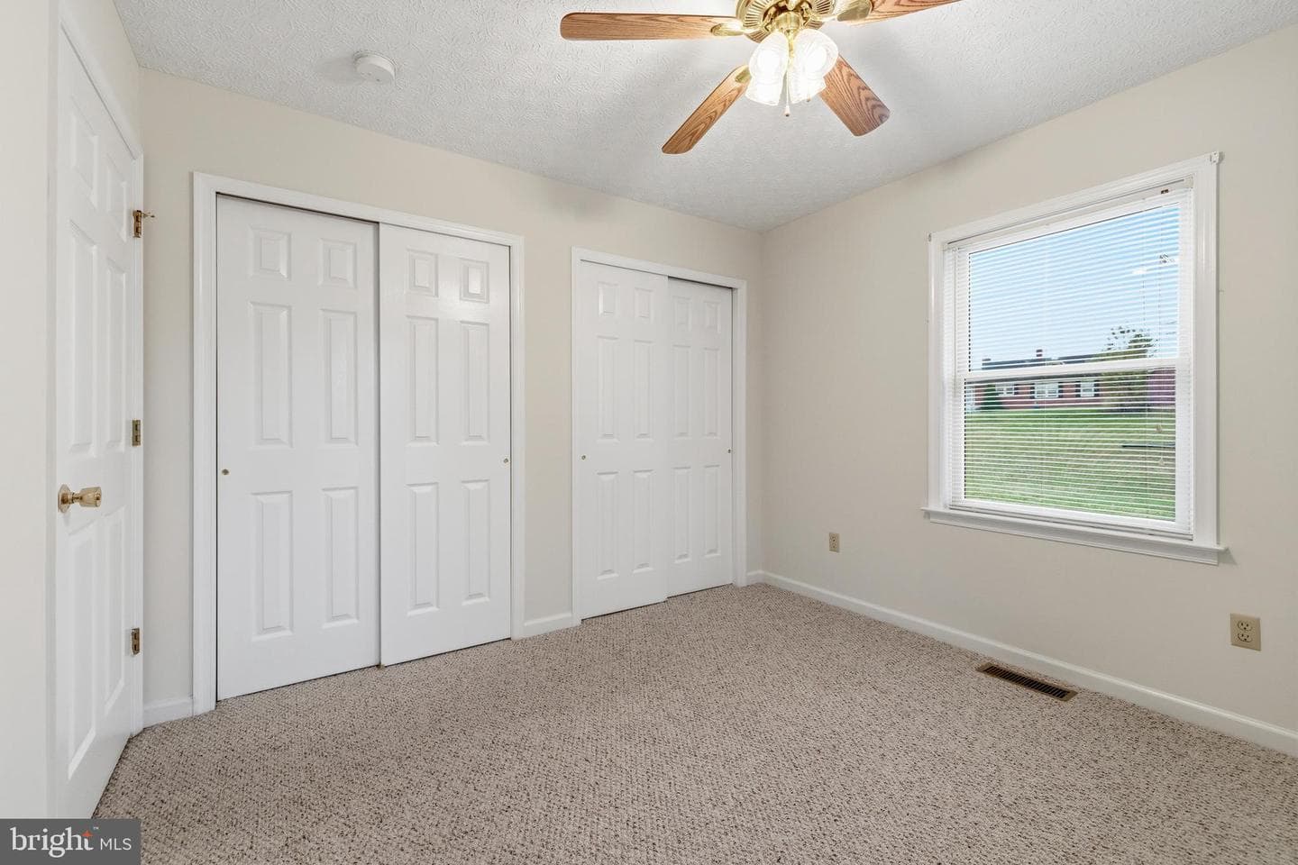 21 Greenfield Road photo 22