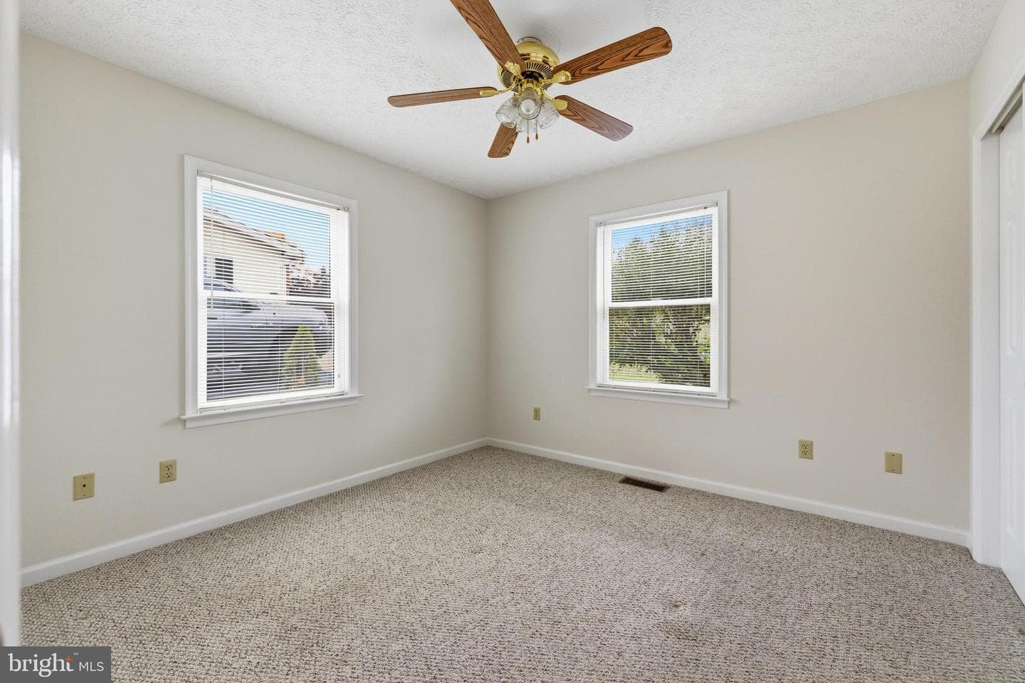 21 Greenfield Road photo 24