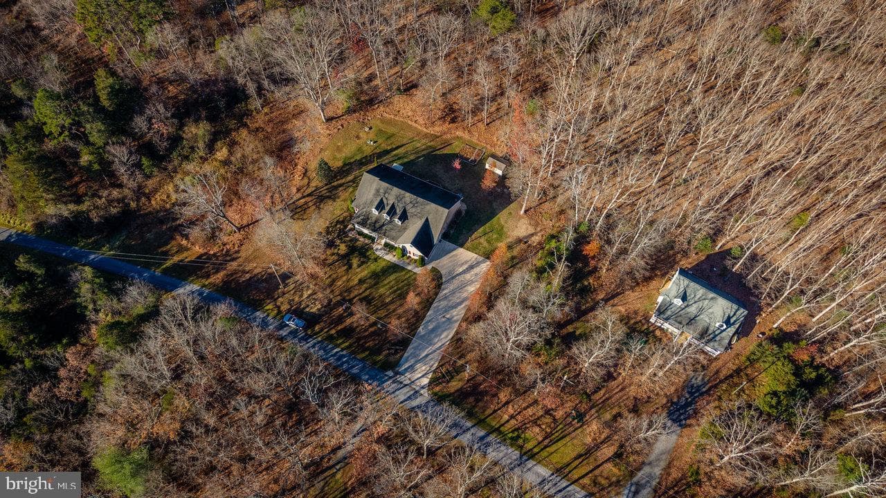 987 Riverside Drive photo 61