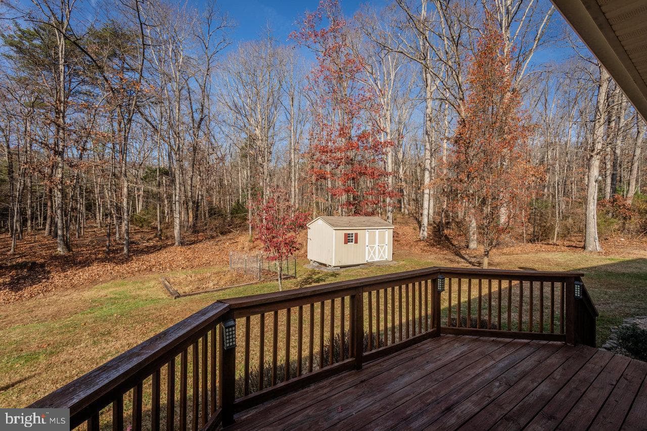 987 Riverside Drive photo 72