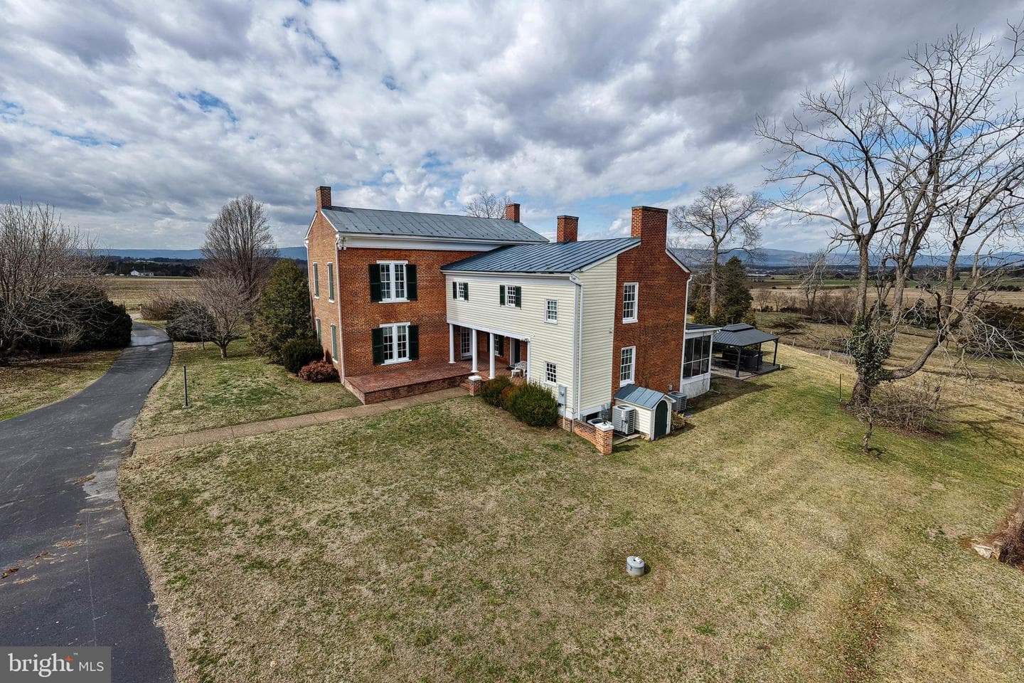 5329 Farmview Road photo 69