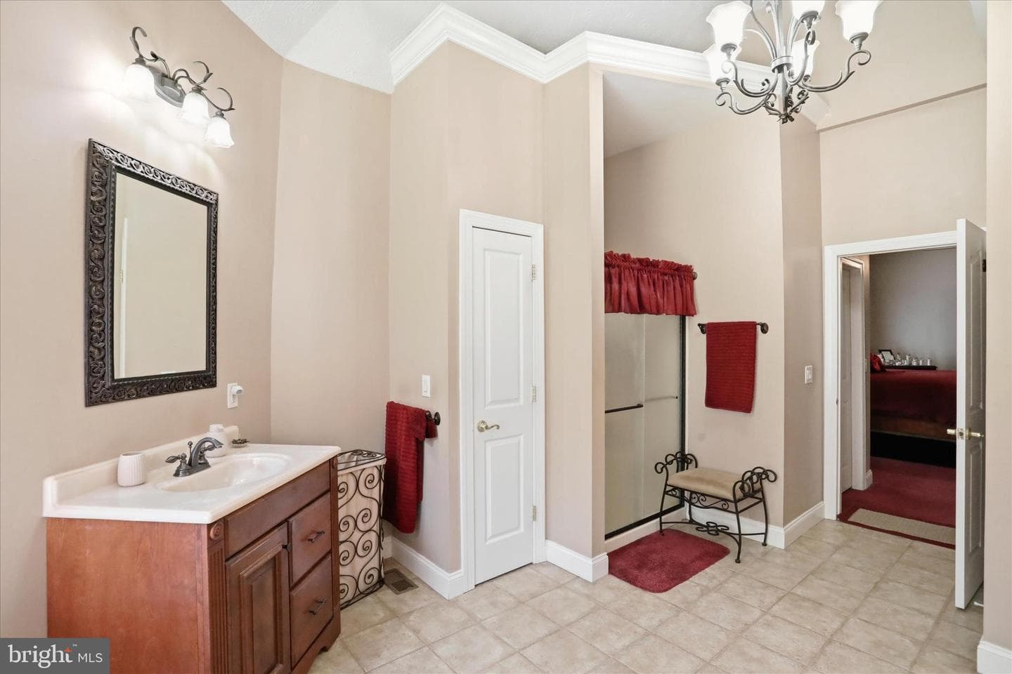 524 S Mcdaniel Lane photo 37