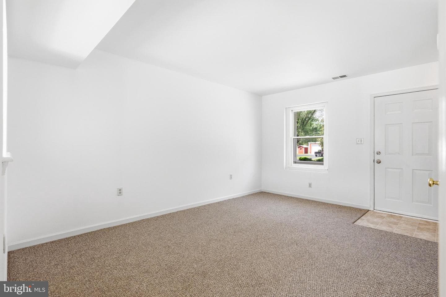 312 Quincy Avenue photo 14