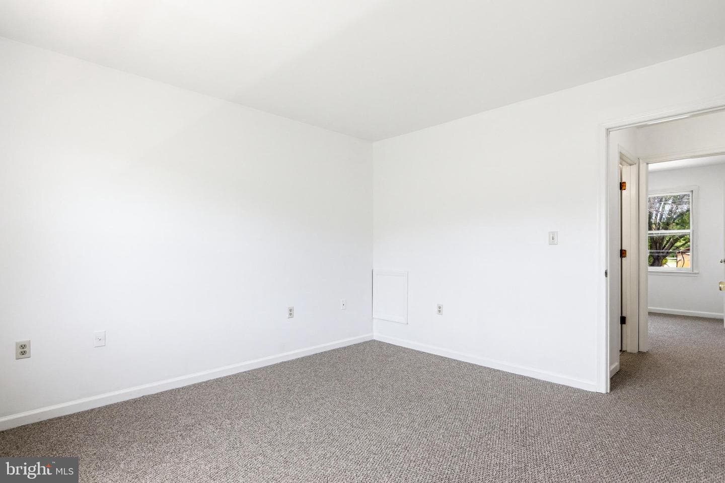312 Quincy Avenue photo 19