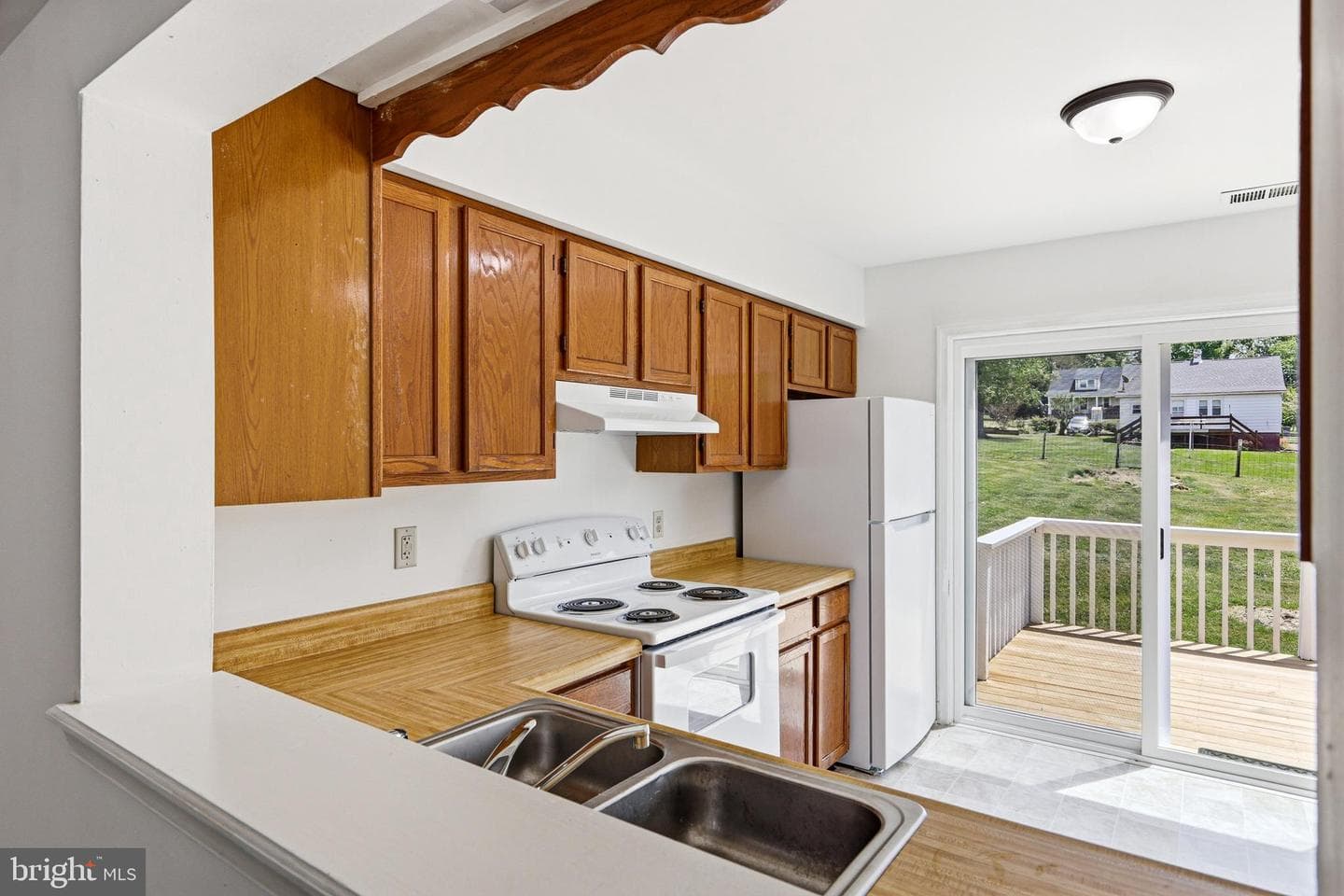 312 Quincy Avenue photo 32