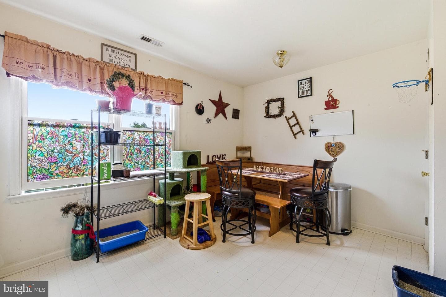 117 Warren Avenue photo 6