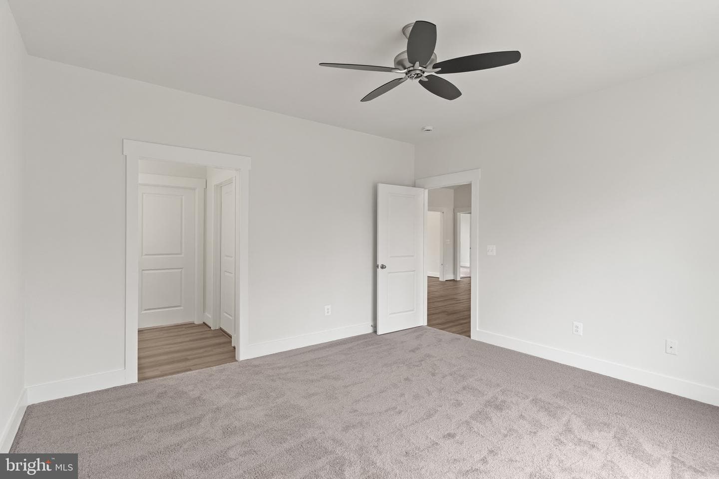 6735 Beverly Road photo 9