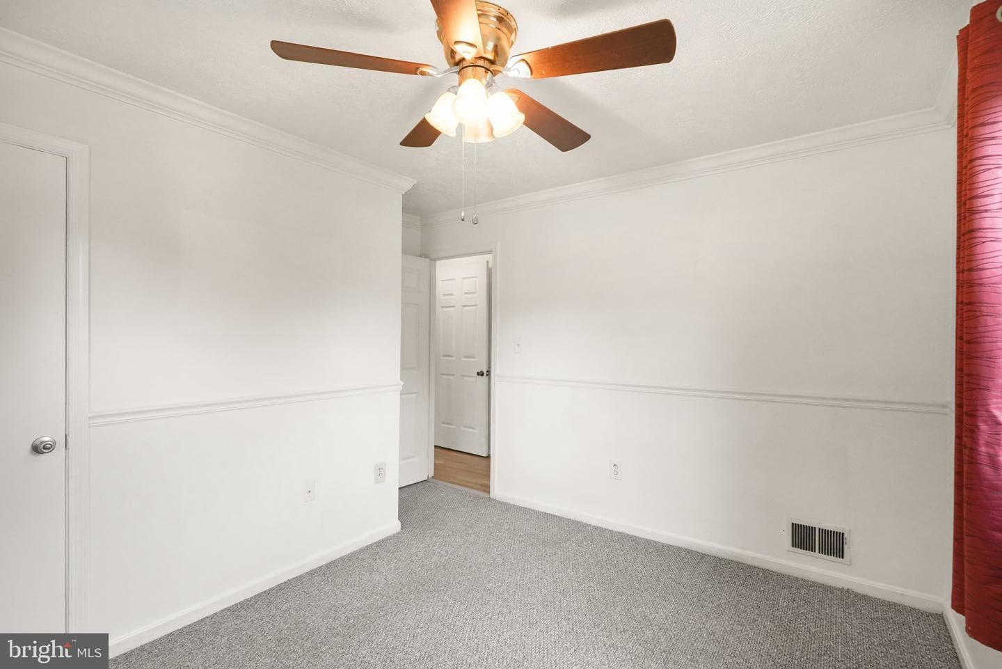 7726 Amherst Drive photo 12