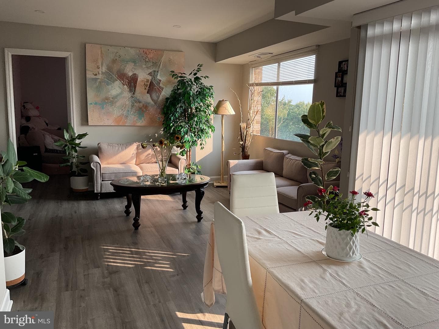 1602 Renate Dr # 303 photo 4