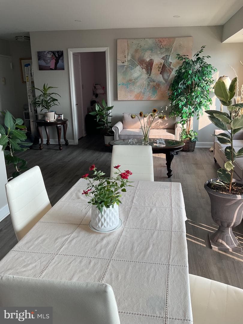 1602 Renate Dr # 303 photo 5