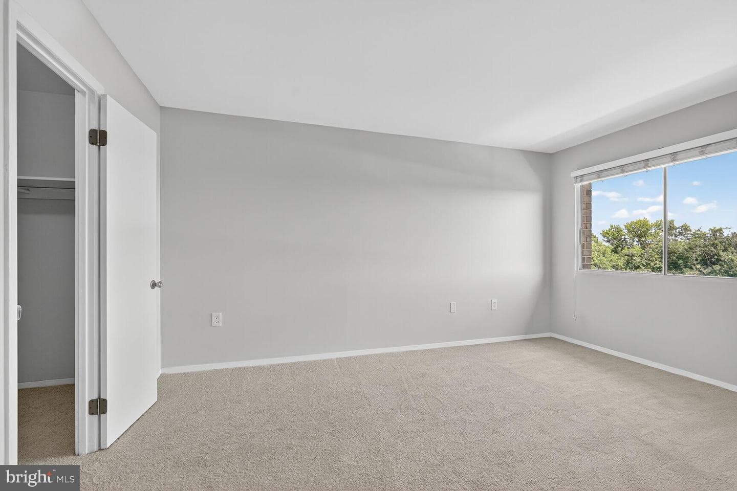 1602 Renate Drive #302 photo 9