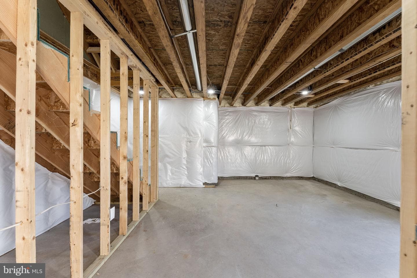 8111 Oak Street photo 50