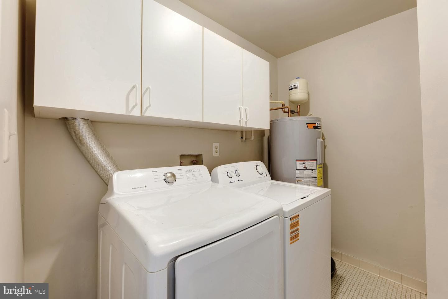 2105 Old Landing Way photo 27