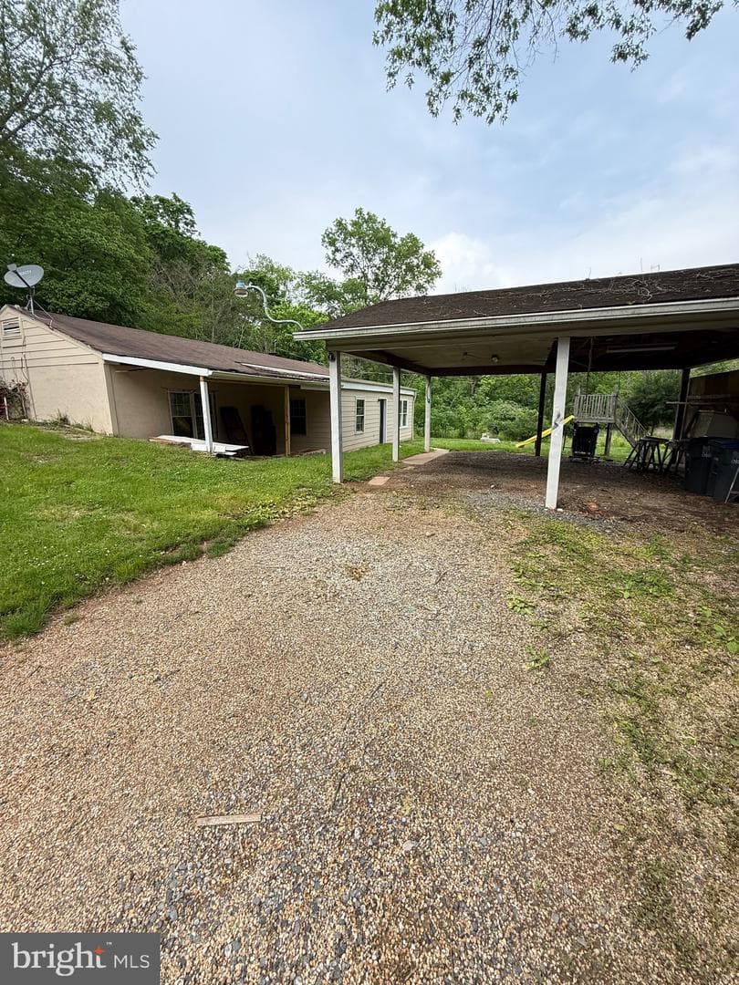 7421 Lake Drive photo 26