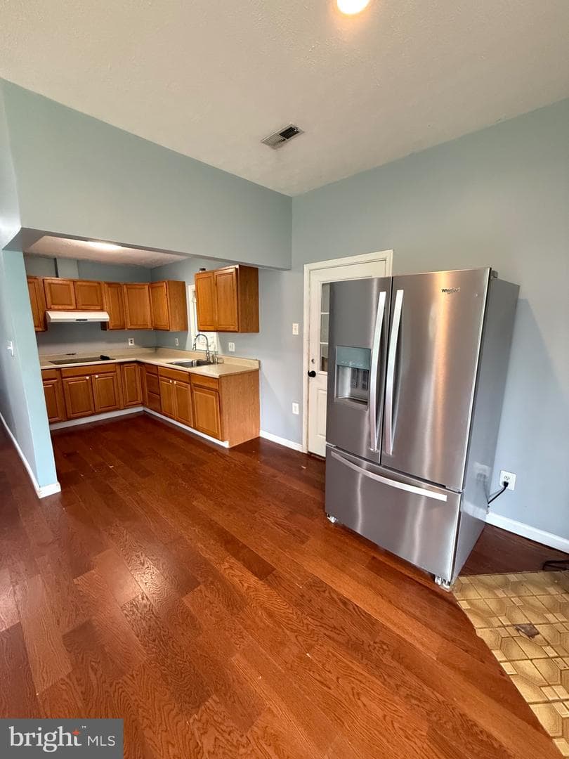 7421 Lake Drive photo 4
