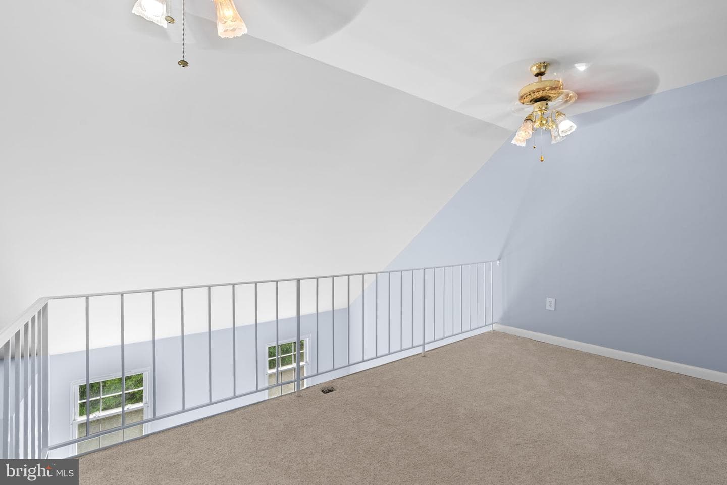3537 Cranmer Mews photo 16