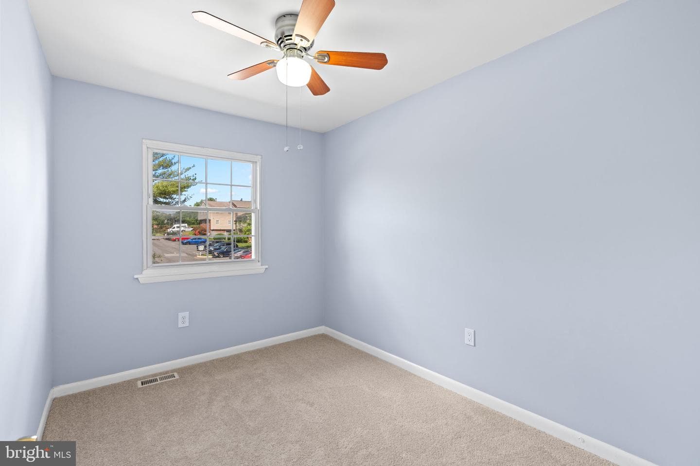 3537 Cranmer Mews photo 19