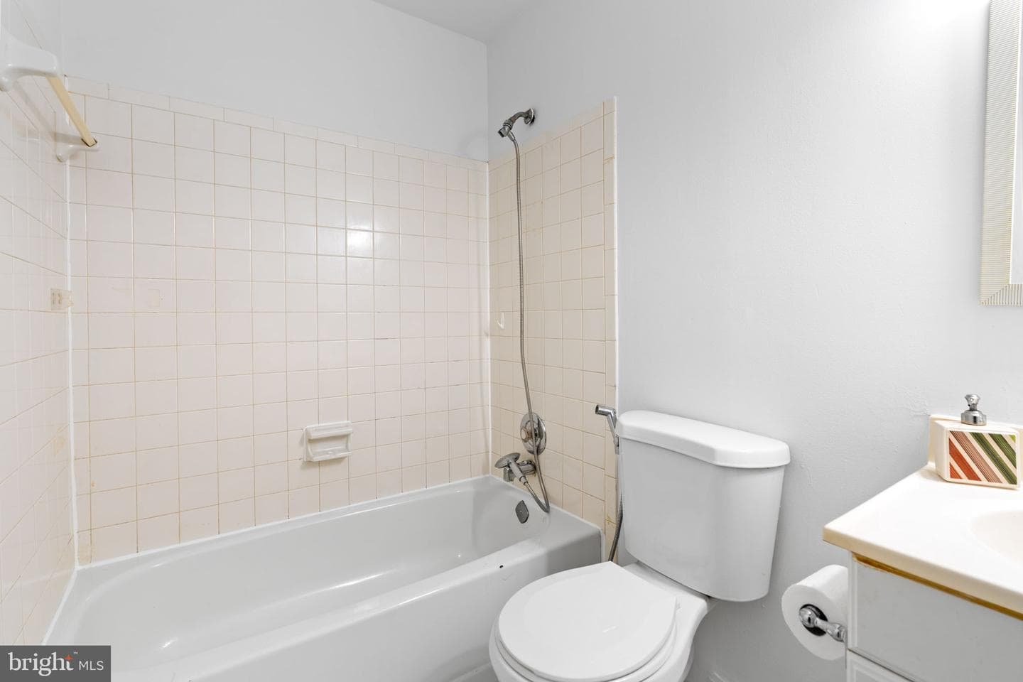 3537 Cranmer Mews photo 23