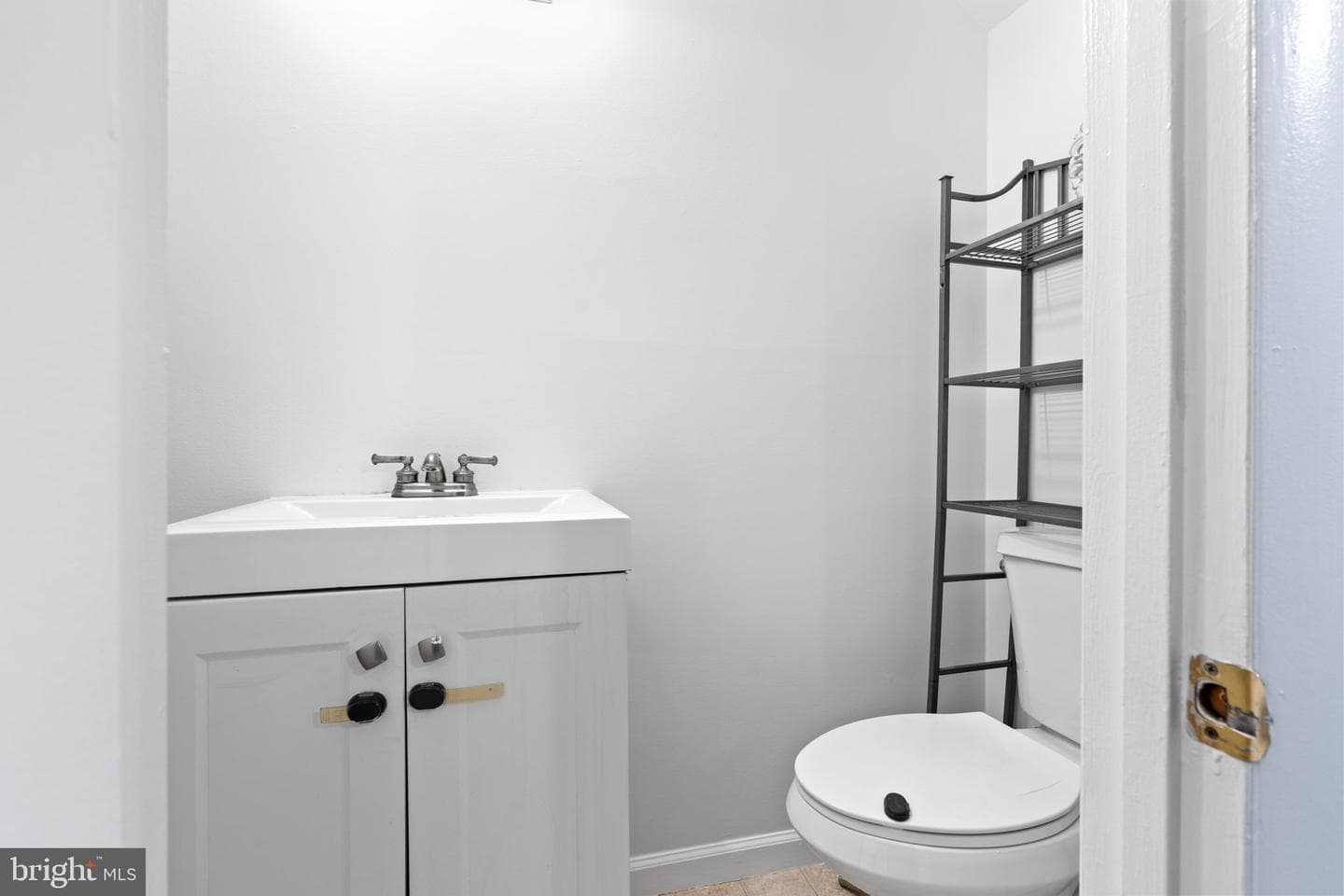 3537 Cranmer Mews photo 30