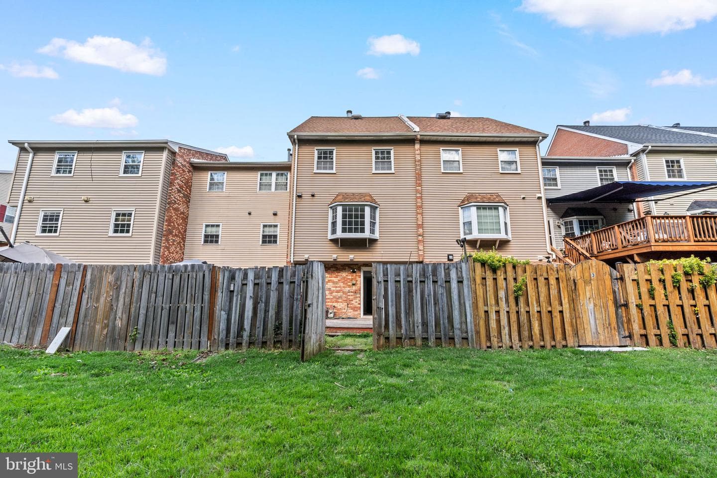 3537 Cranmer Mews photo 35