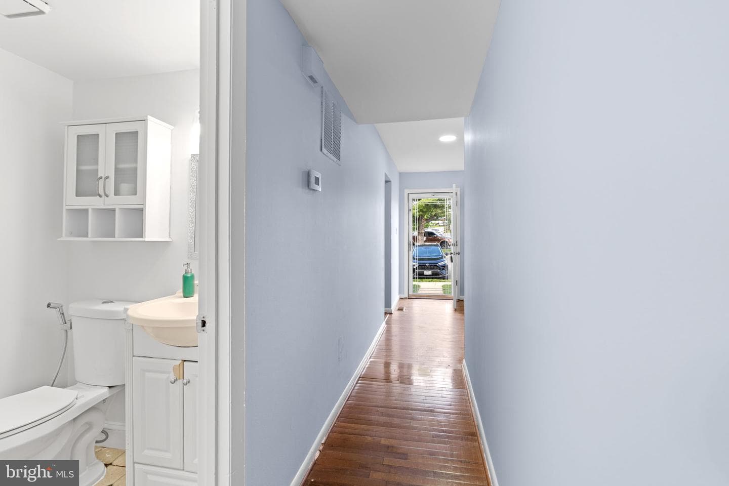 3537 Cranmer Mews photo 38