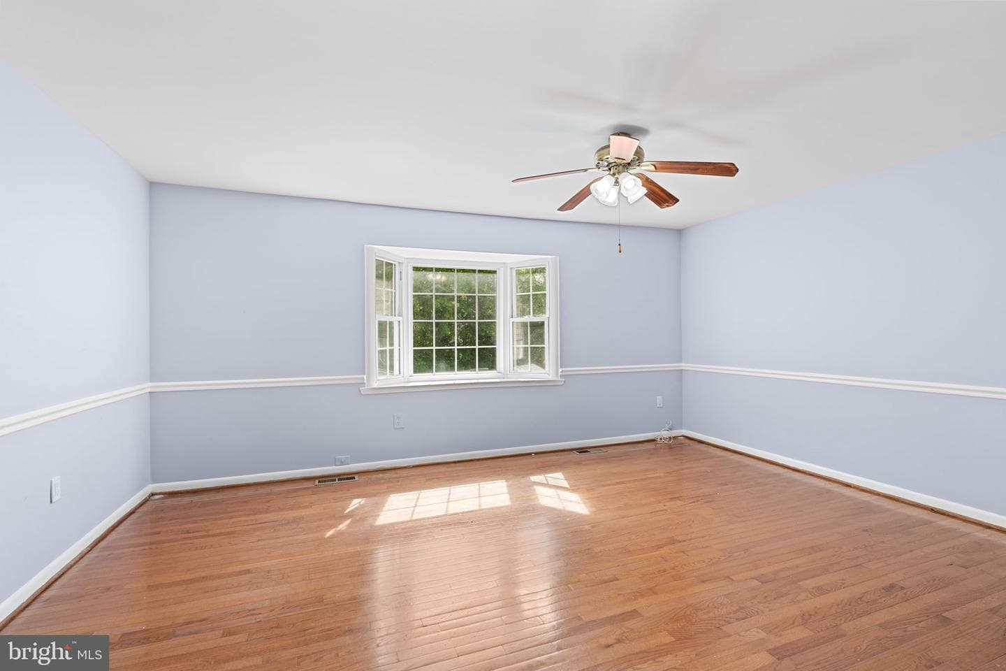 3537 Cranmer Mews photo 5