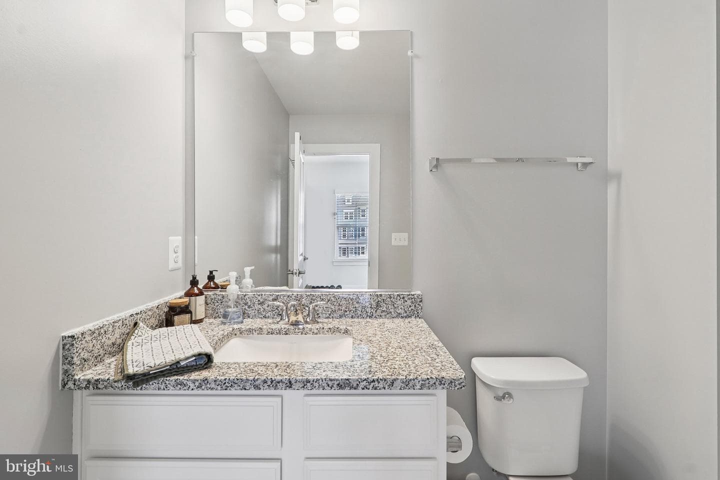 1733 Autumn Maple Leaf Drive photo 19