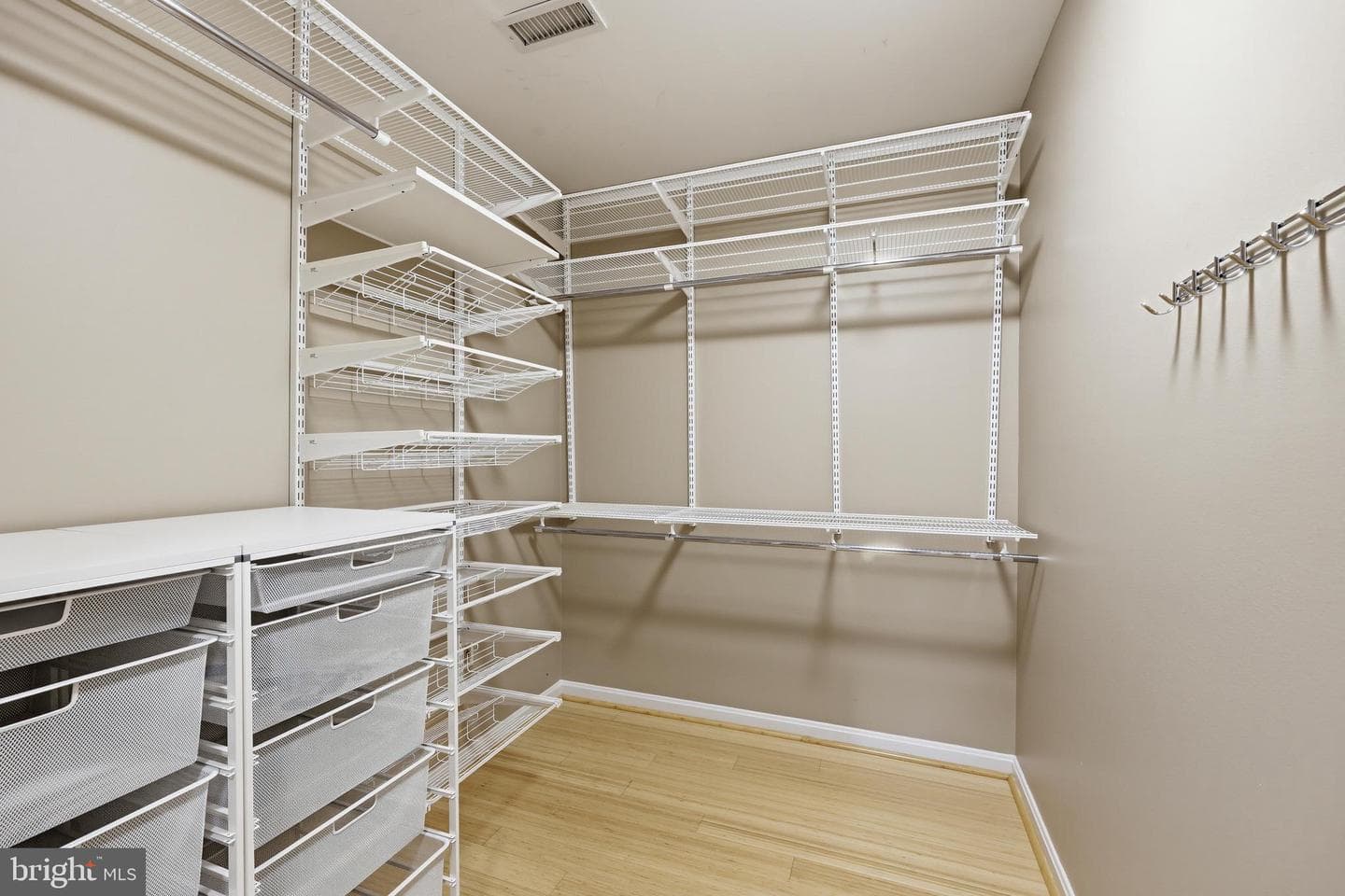 11439 Huntsman Drive photo 32