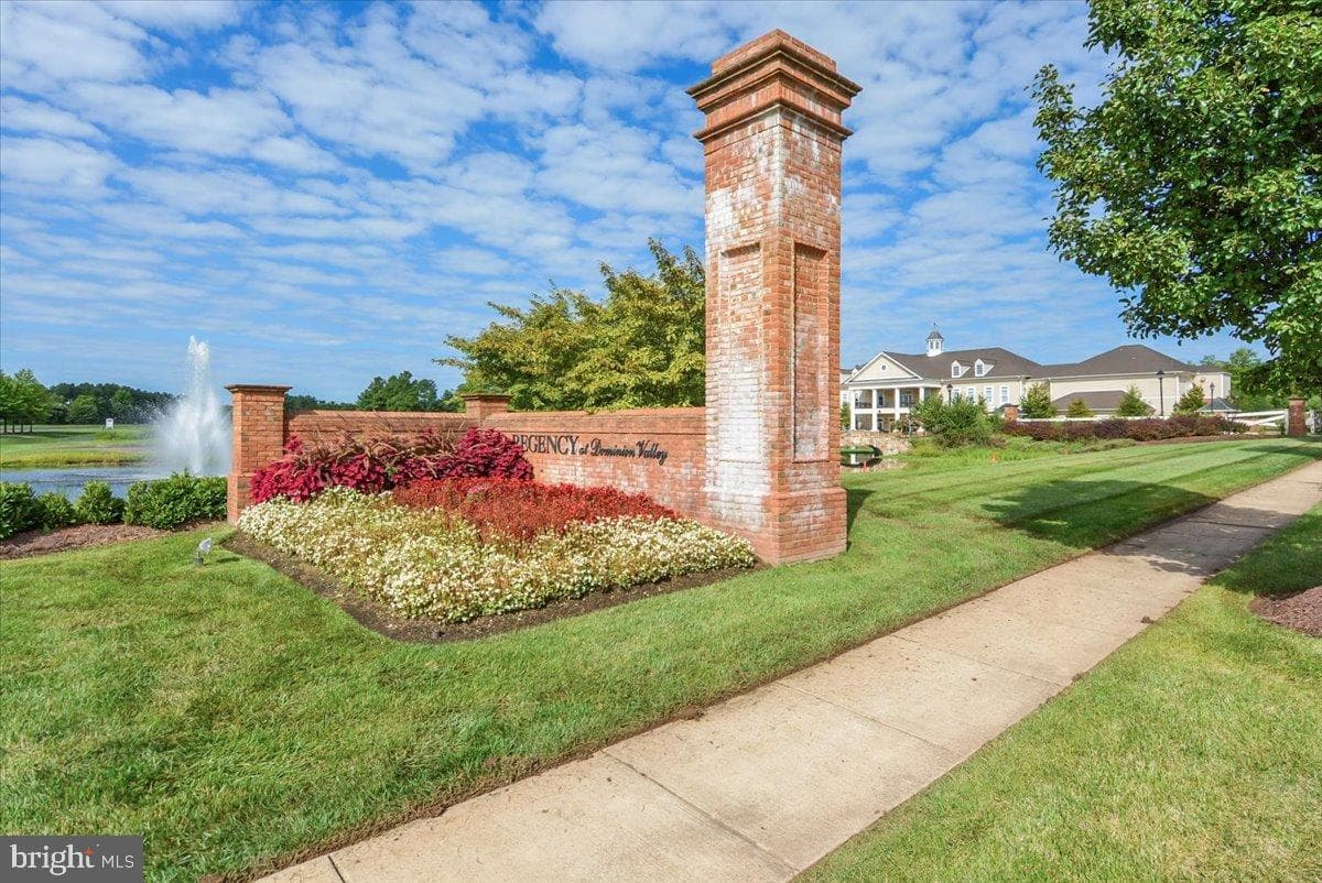 15110 Heather Mill Lane #402 photo 35