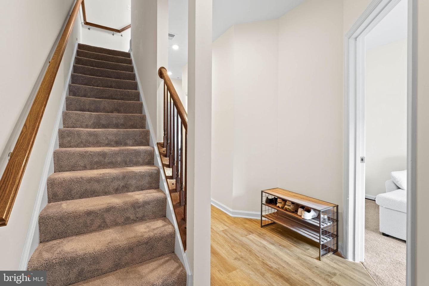 8261 Knight Station Way photo 3