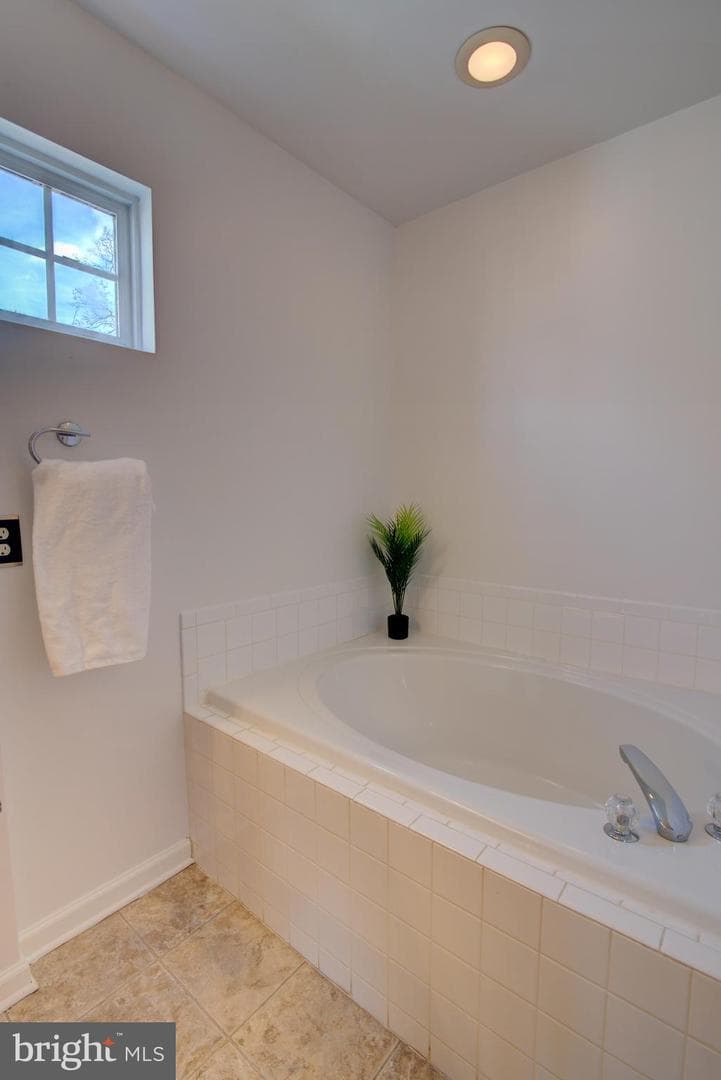 13124 Kinnicutt Drive photo 35