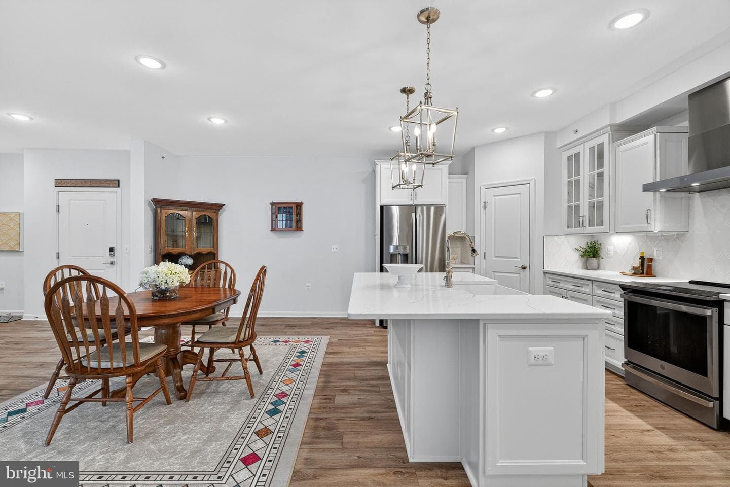 13970 Englefield Drive #404 photo 7