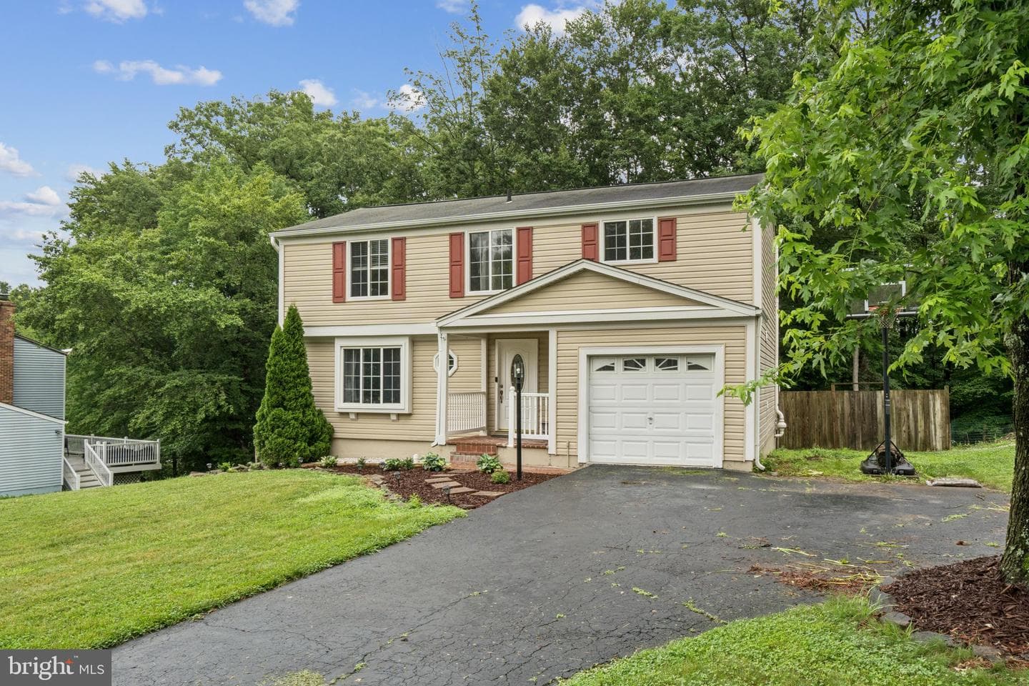 16041 Macedonia Drive photo 2