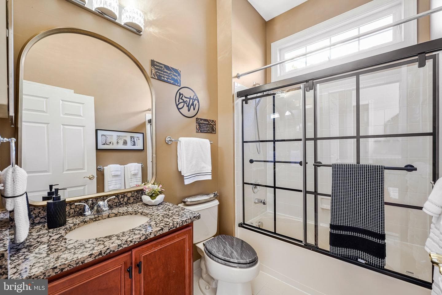 15517 Legacy Way photo 23