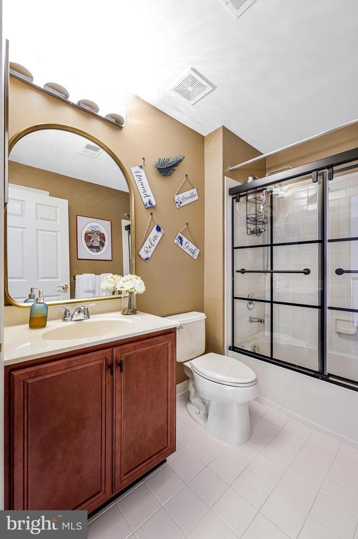 15517 Legacy Way photo 38