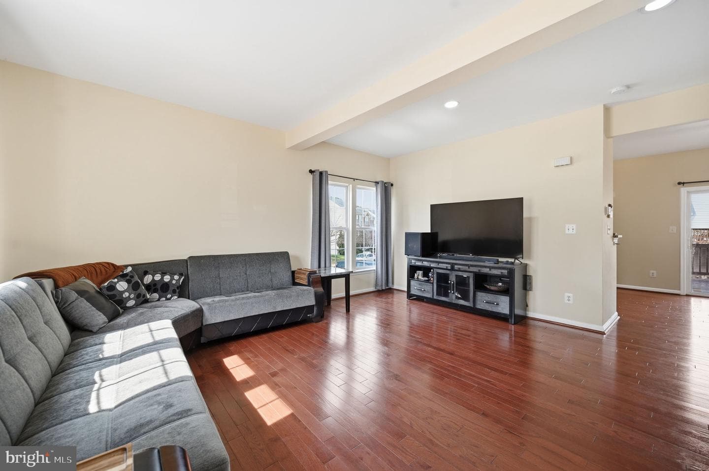 15113 Gaffney Circle photo 3