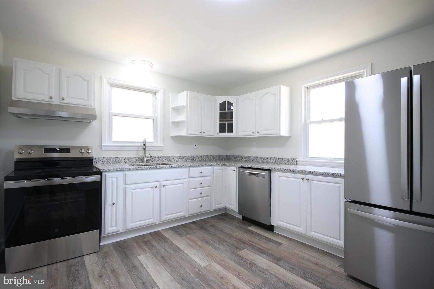 8405 Rugby Road photo 8