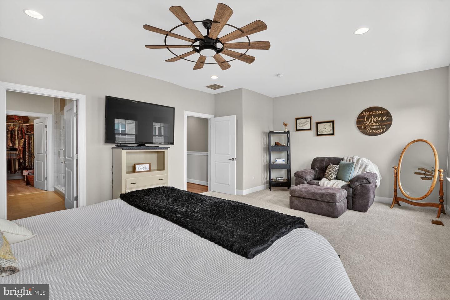 13890 Clear Lake Circle photo 28