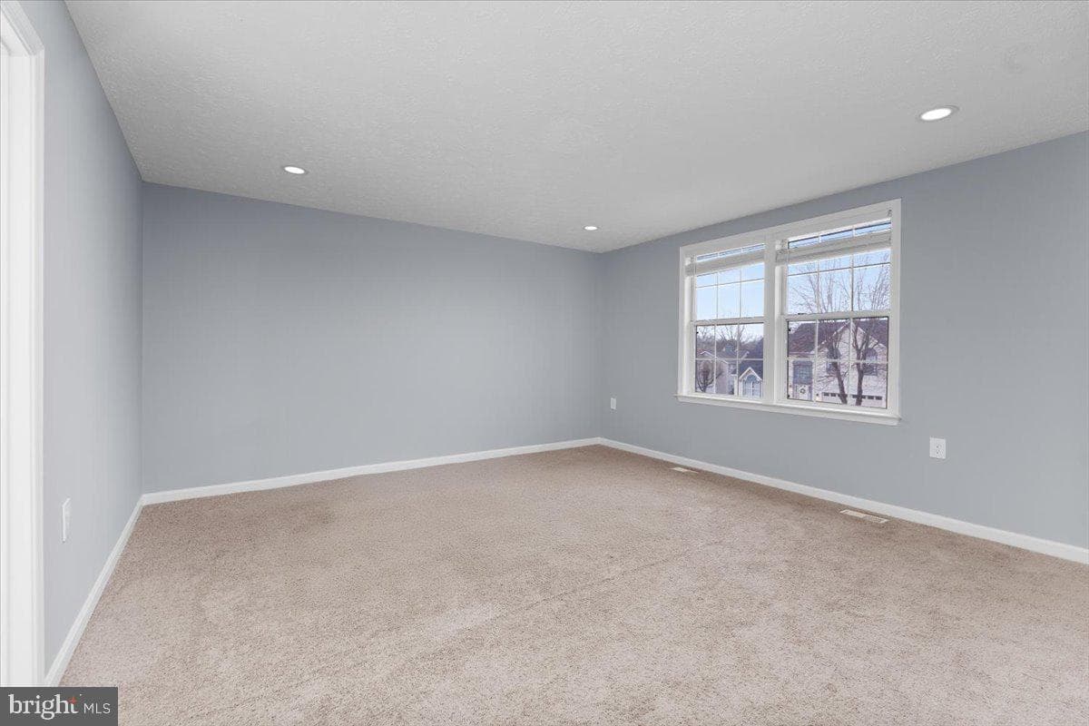 10415 Labrador Loop photo 40