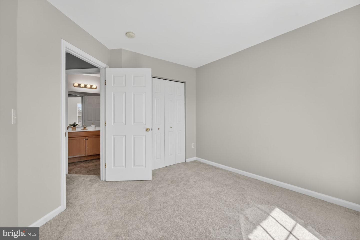 1252 Corbett Place photo 48
