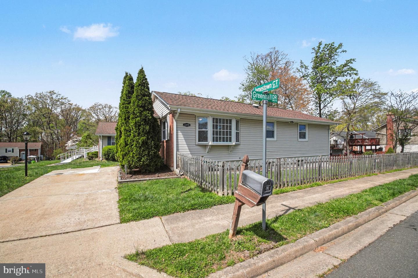 12698 Greenhall Drive photo 26