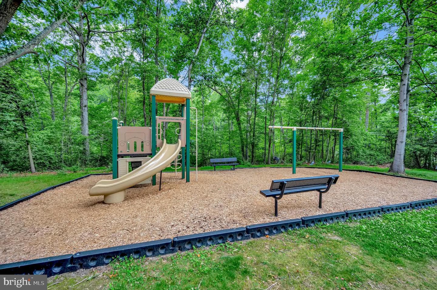 3580 Sherbrooke Circle #301 photo 40