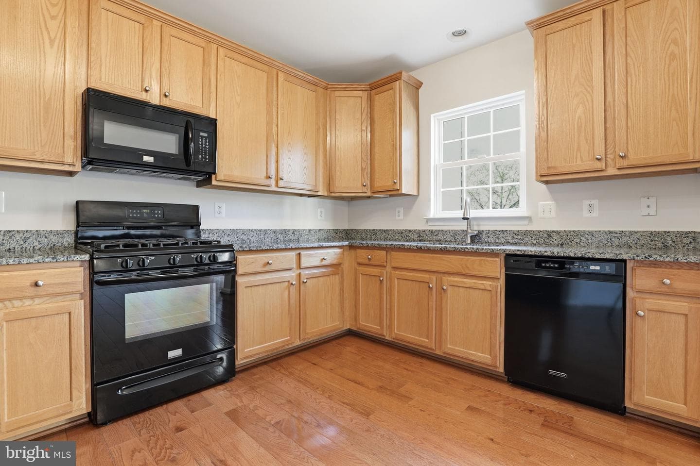 9814 Cheshire Ridge Circle photo 11