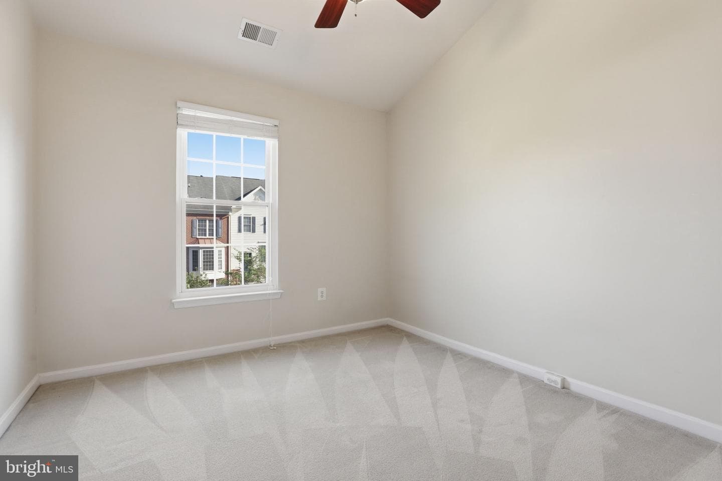 9814 Cheshire Ridge Circle photo 25