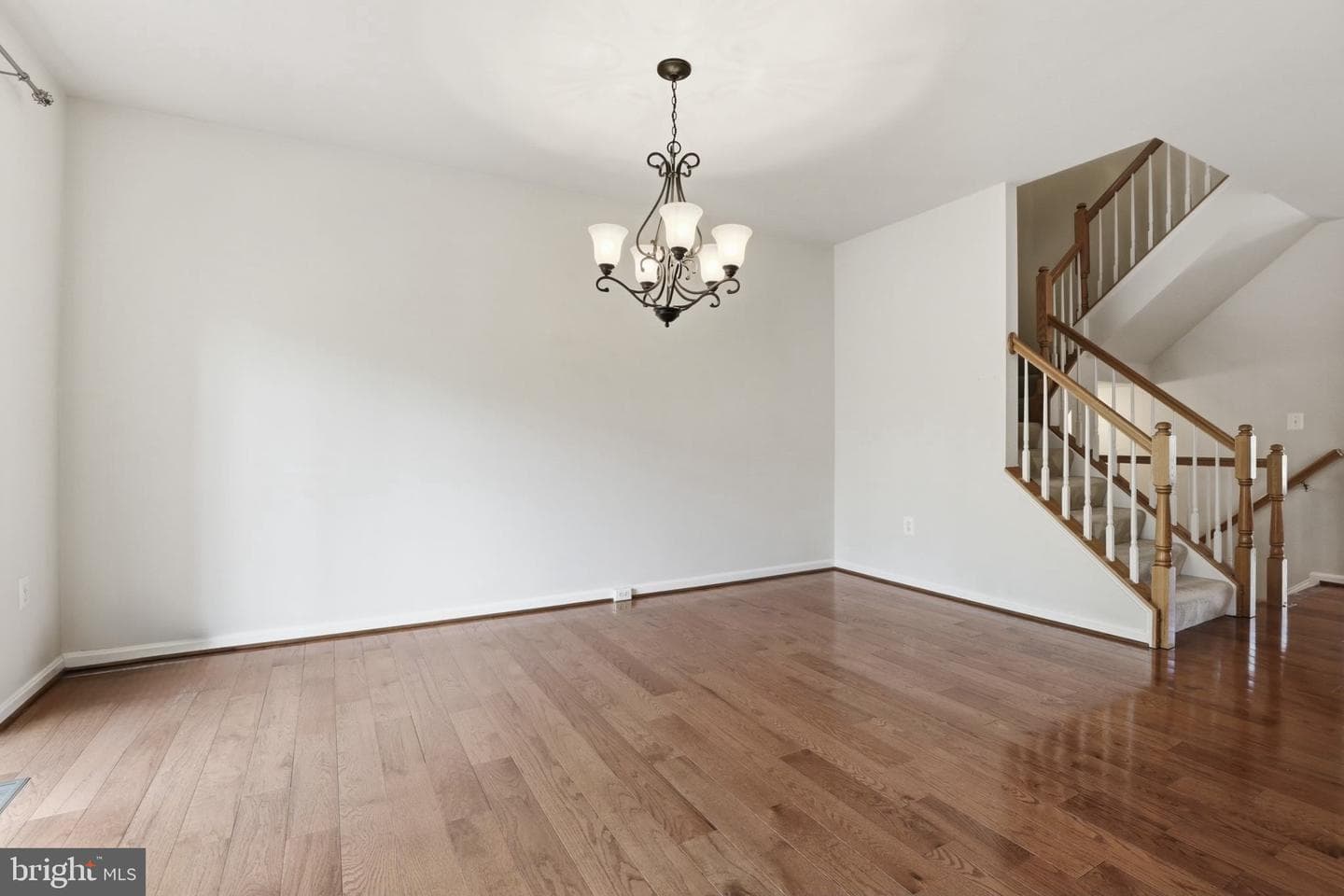 9814 Cheshire Ridge Circle photo 7