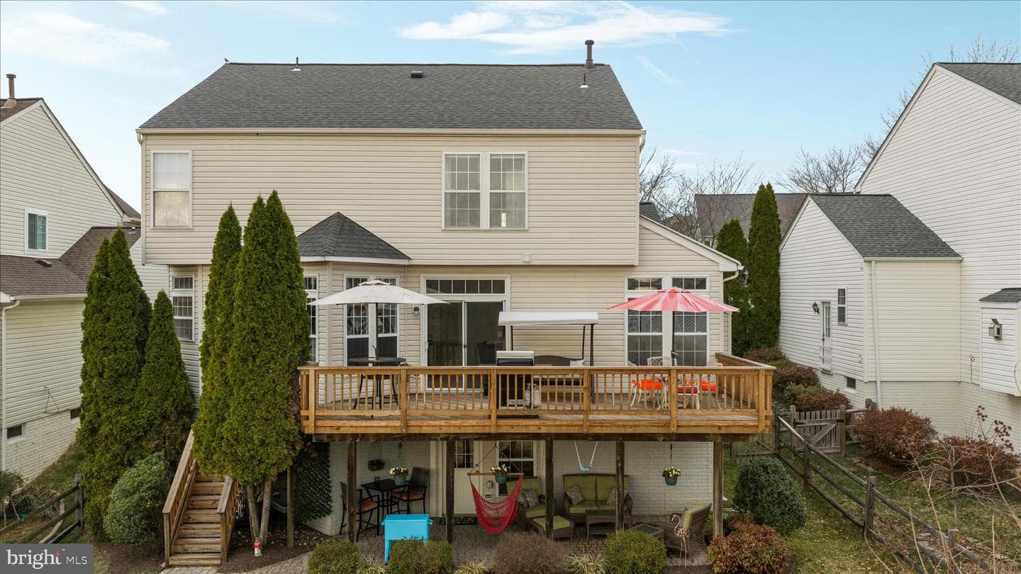 8107 Landfall Court photo 42