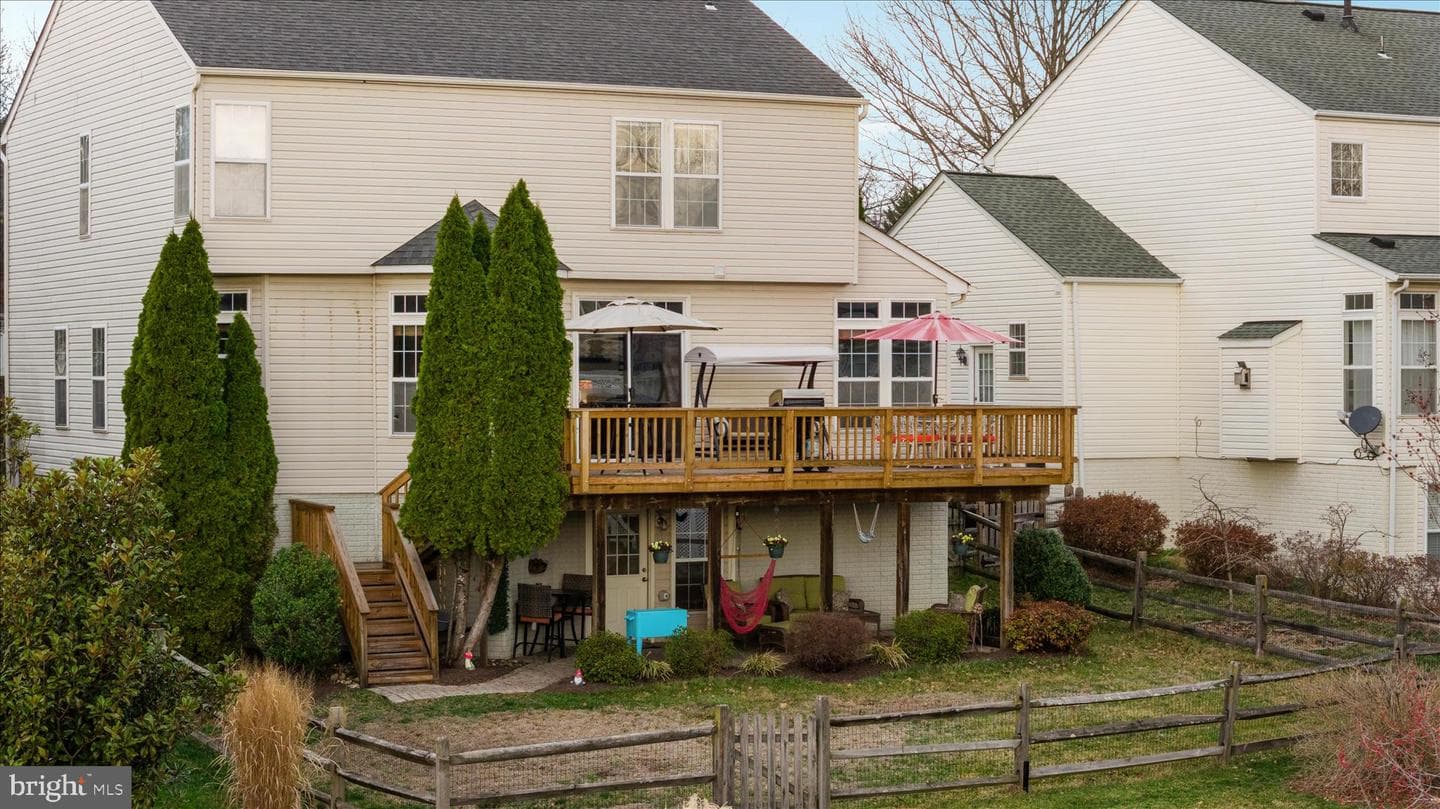 8107 Landfall Court photo 43